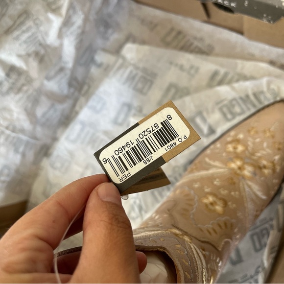 Embroidered Boots - Picture 9 of 9